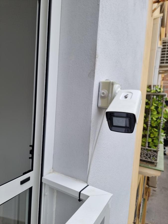Apartamentos Zanca City Center Free Luggage Storage مالقة المظهر الخارجي الصورة