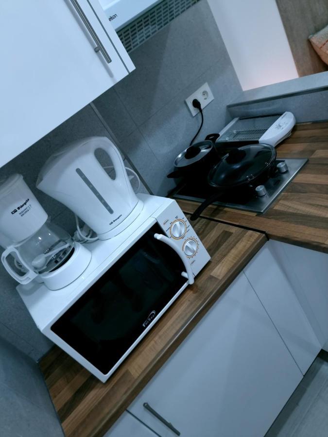Apartamentos Zanca City Center Free Luggage Storage مالقة المظهر الخارجي الصورة