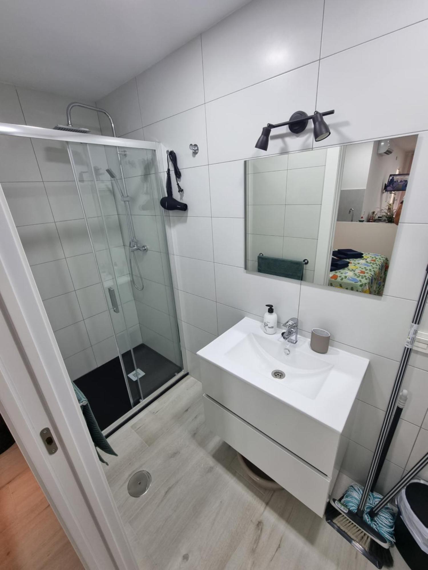 Apartamentos Zanca City Center Free Luggage Storage مالقة المظهر الخارجي الصورة