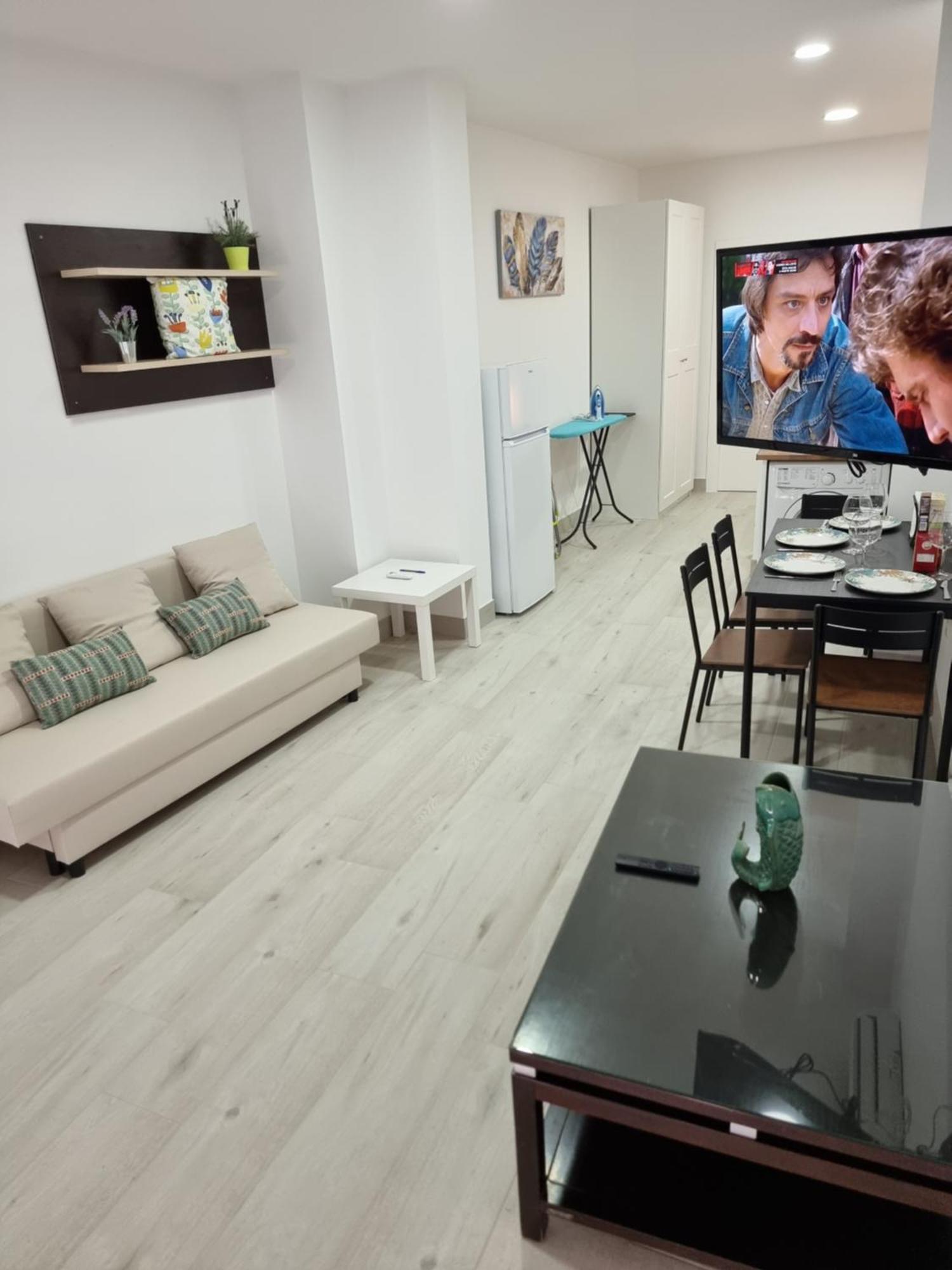 Apartamentos Zanca City Center Free Luggage Storage مالقة المظهر الخارجي الصورة