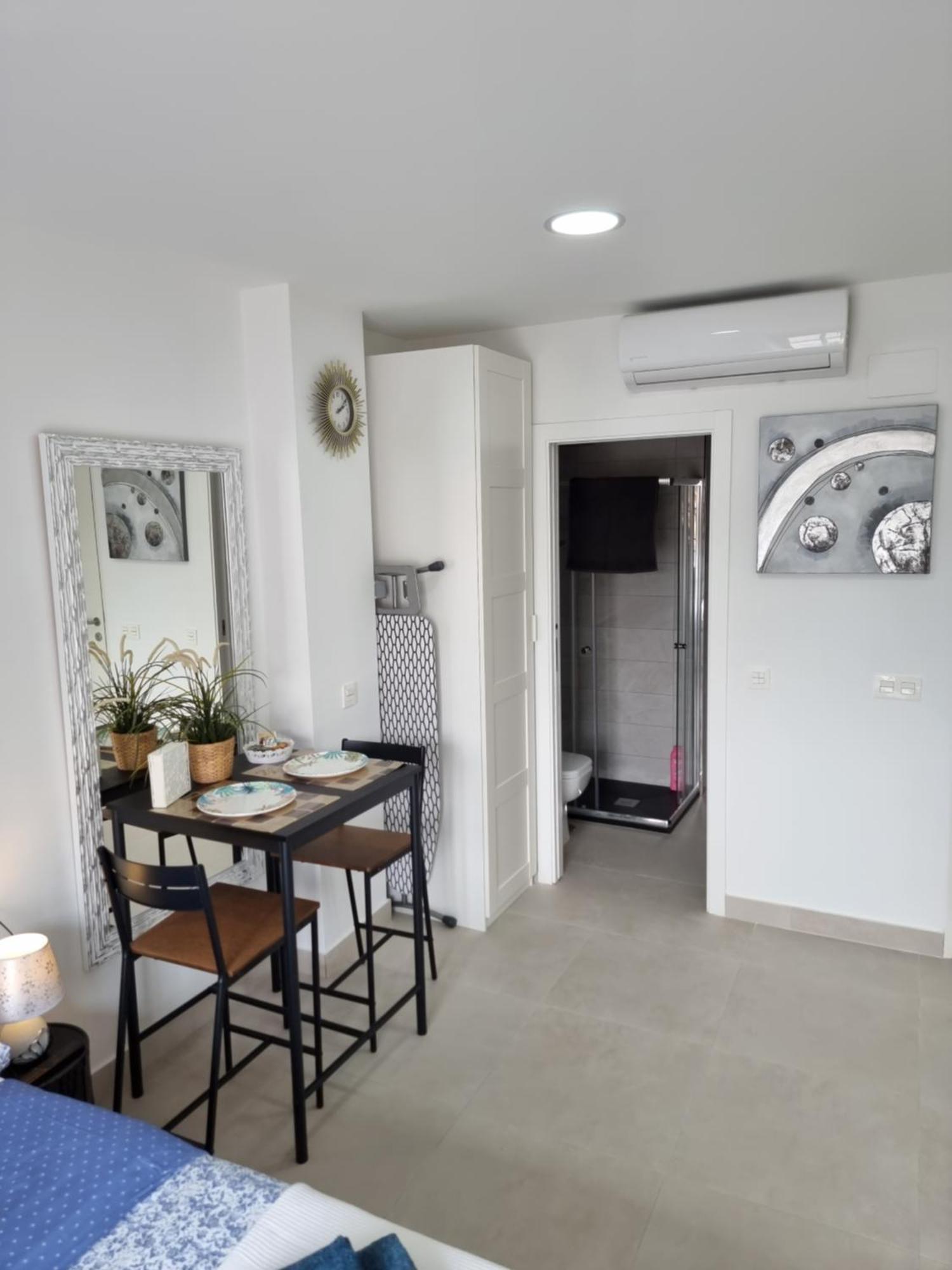 Apartamentos Zanca City Center Free Luggage Storage مالقة المظهر الخارجي الصورة